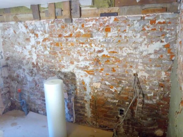 Oplossen-vochtproblemen-badkamer-Waregem-3-ADG-de-vochspecialist-merelbeke